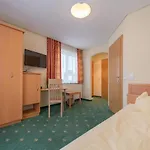 Elisabeth 3*